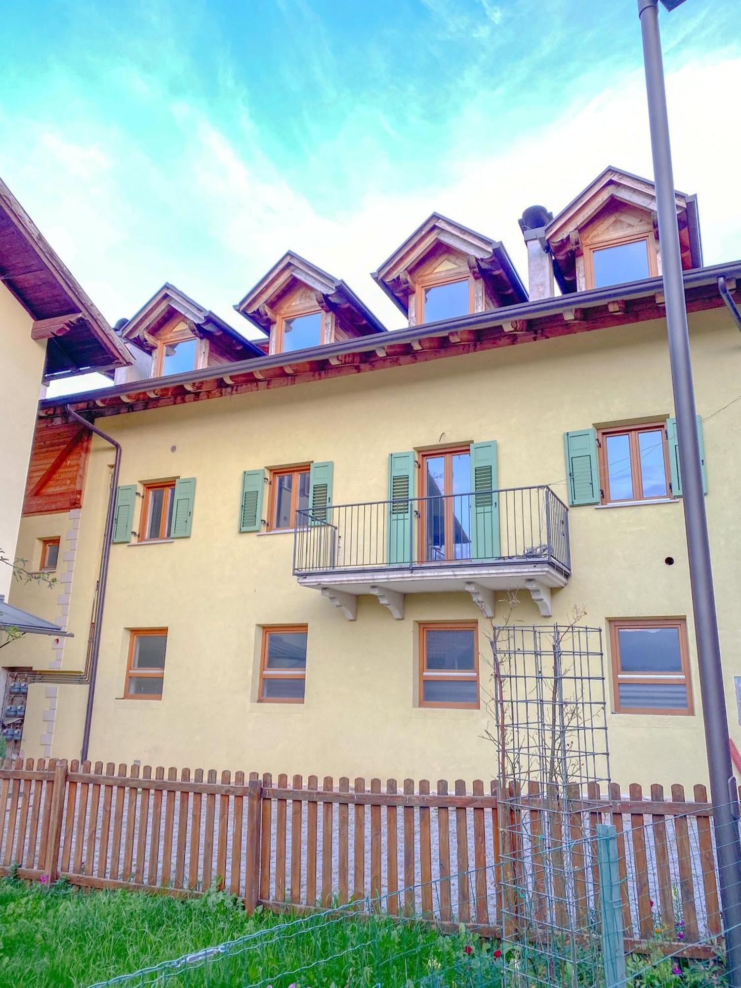 Casa Pradiei Dolomiti View กาวาเรโน ภายนอก รูปภาพ